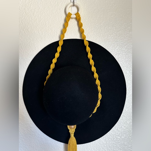 SINGLE Hat Hanger- Pick Color - Picture 4 of 7
